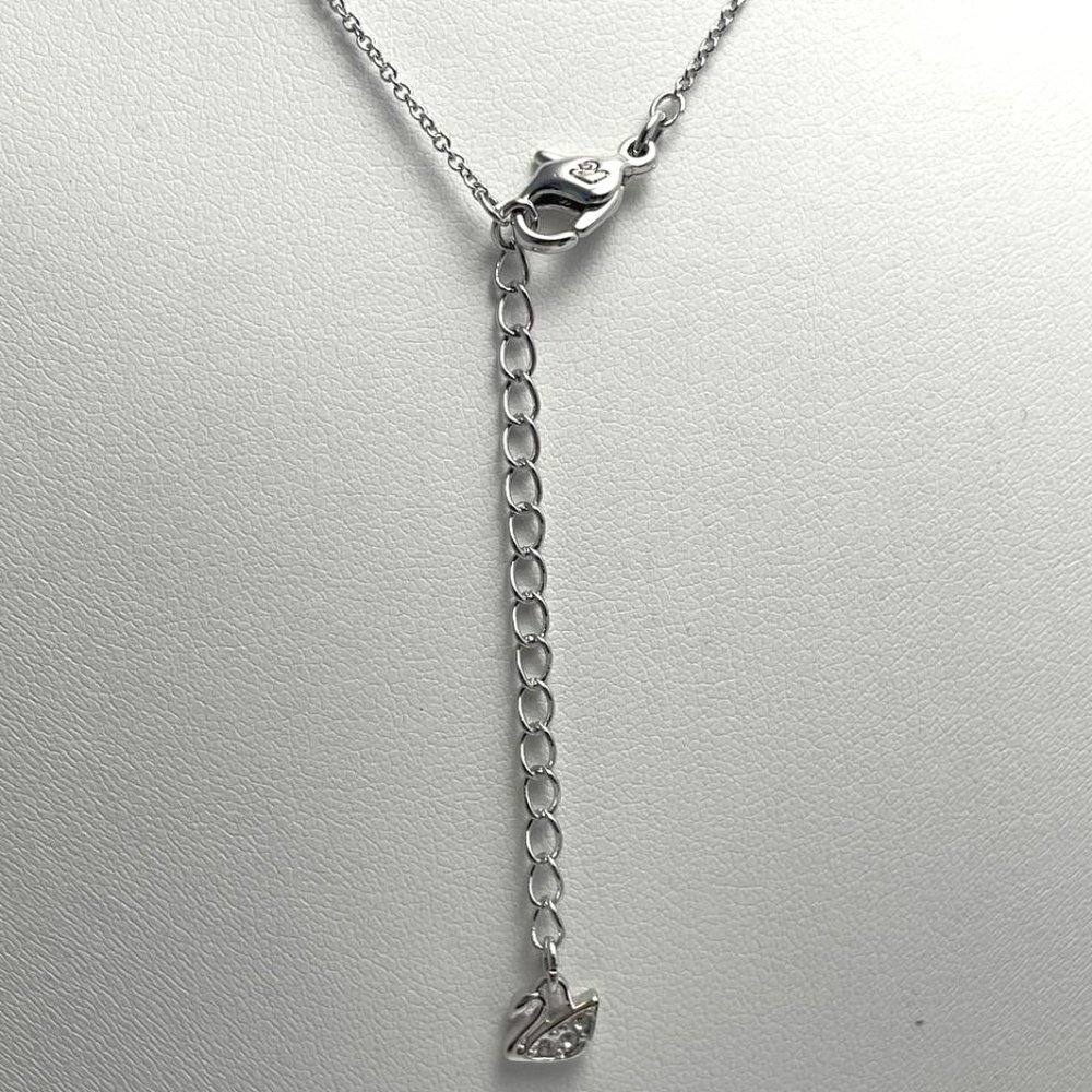 Swarovski crystal heart pendant necklace with pouch - Picture 4 of 6